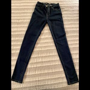 Women’s Silver Label Levi’s jeans 26 waist 30 inseam